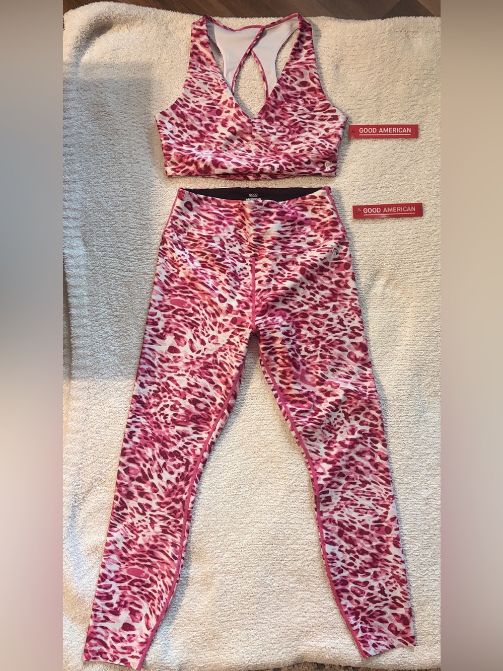 Good American Active Wear Women’s Magenta Leopard-Print - Picture 6 of 8